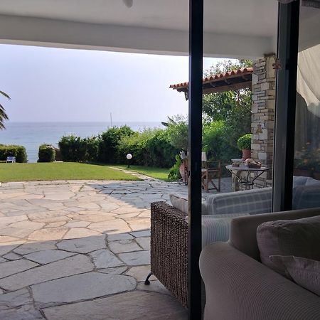 Beach Front Chanioti Полихроно Екстериор снимка