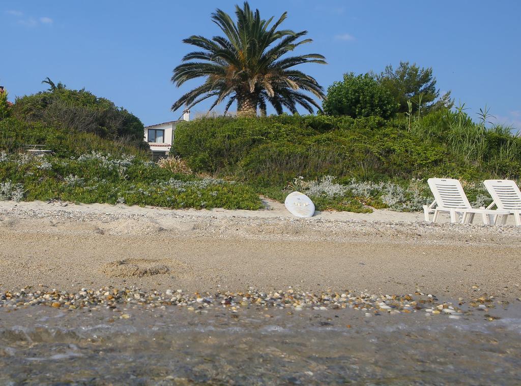Beach Front Chanioti Полихроно Екстериор снимка