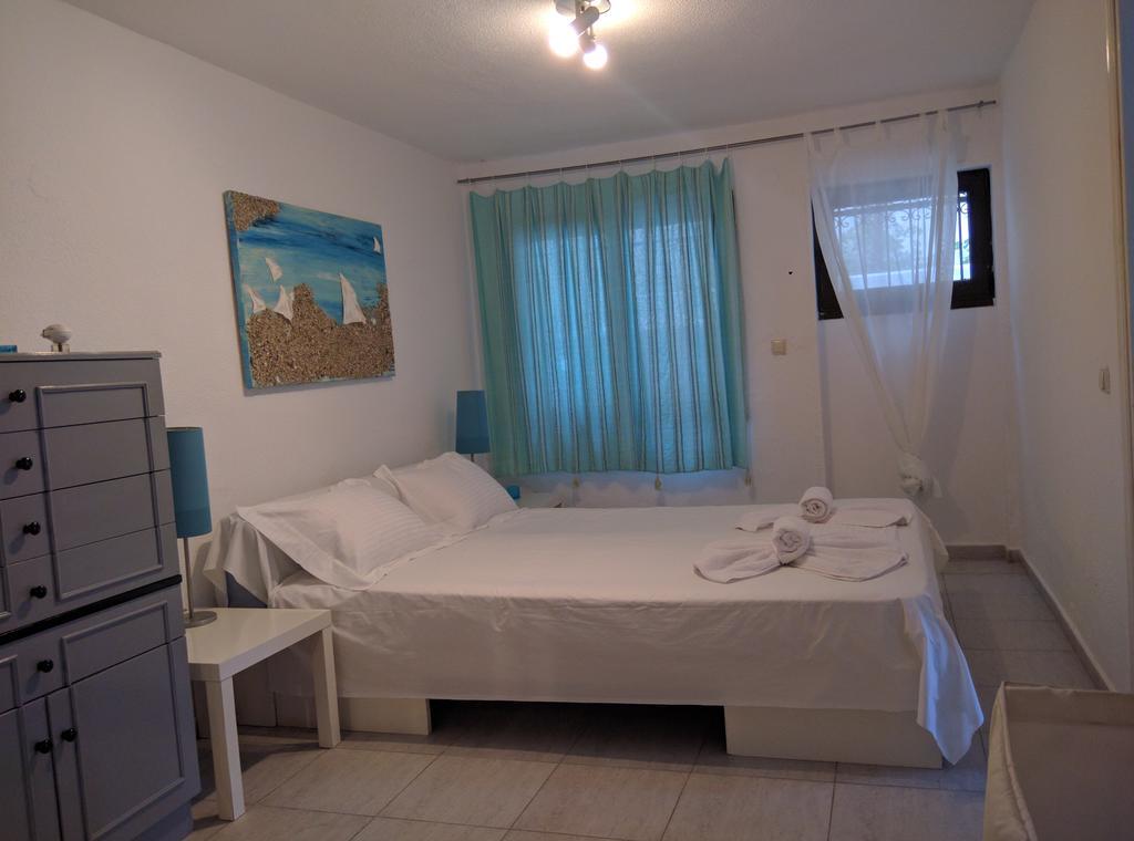 Beach Front Chanioti Полихроно Екстериор снимка