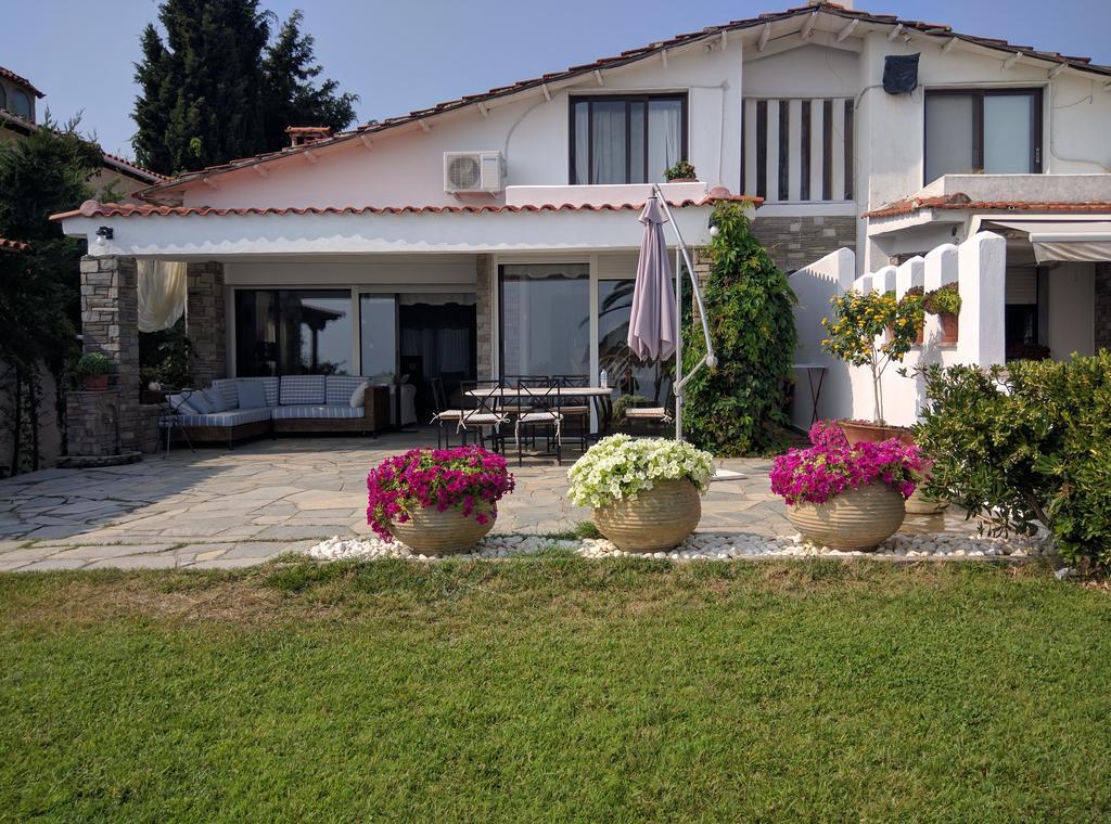 Beach Front Chanioti Полихроно Екстериор снимка