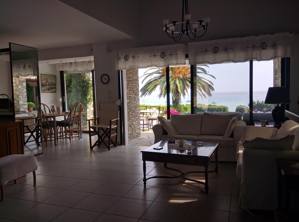 Beach Front Chanioti Полихроно Екстериор снимка