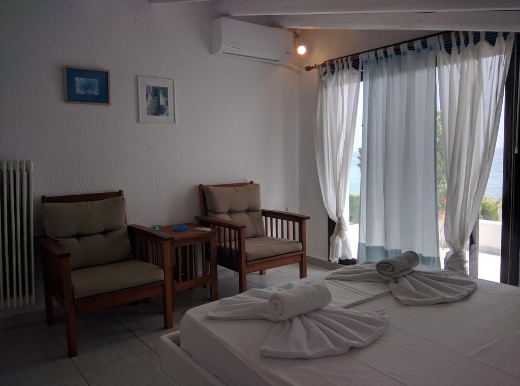 Beach Front Chanioti Полихроно Екстериор снимка